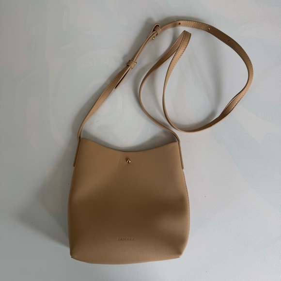 Samara Tan vegan leather Shoulder Bag - Picture 1 of 3
